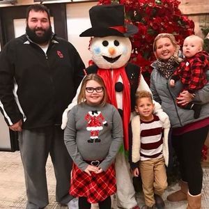 Meet your Posher, Bobby